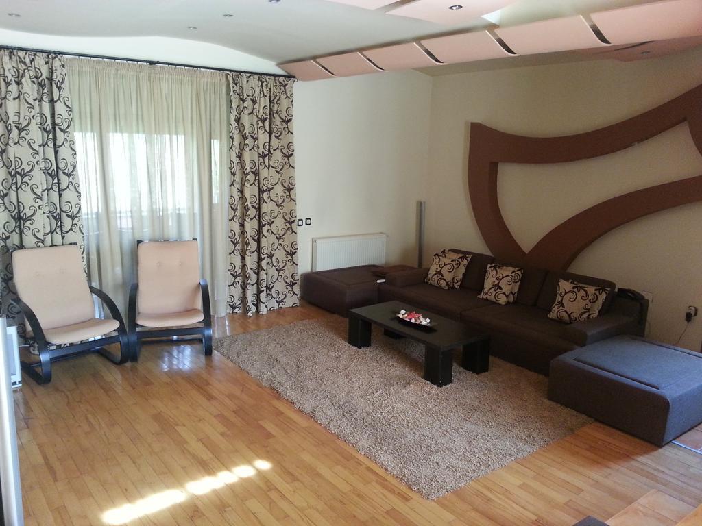 Pension Ambiance Iasi Exterior photo