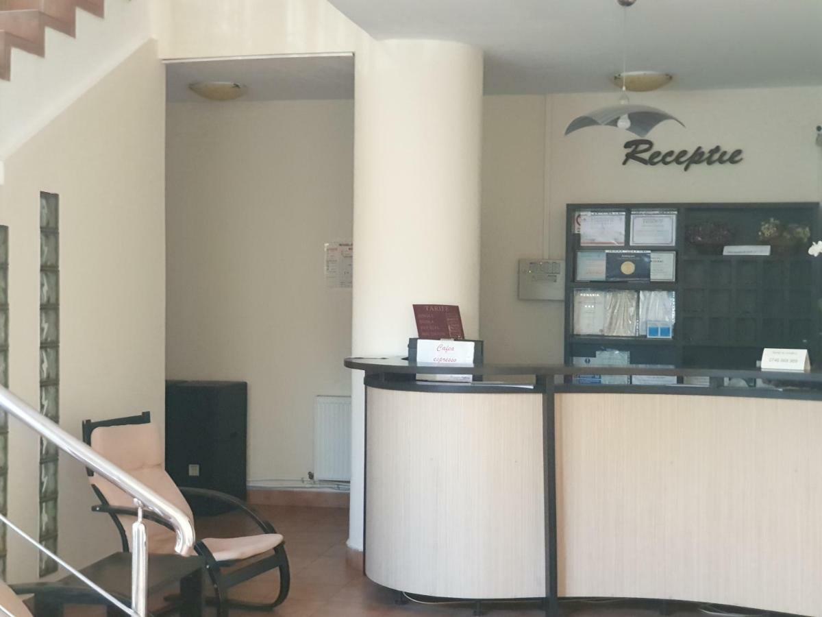 Pension Ambiance Iasi Exterior photo