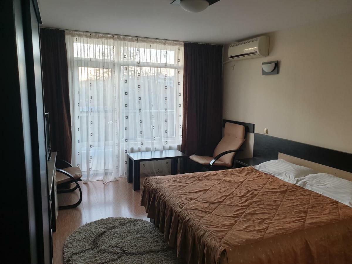 Pension Ambiance Iasi Exterior photo